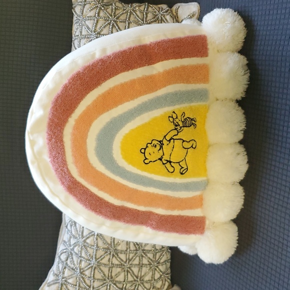 Rainbow Winnie the Pooh Pillow - Picture 7 of 10